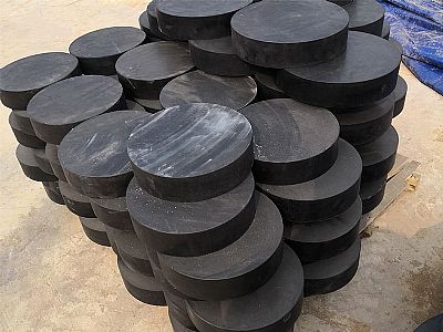 巴中板式橡胶支座由若干层橡胶片与薄钢板经加压硫化